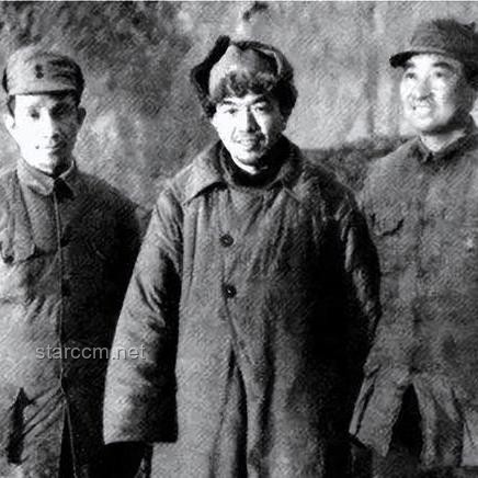 在深渊里起舞，在崩溃中举杯：探索逆境中的积极心态与自我救赎